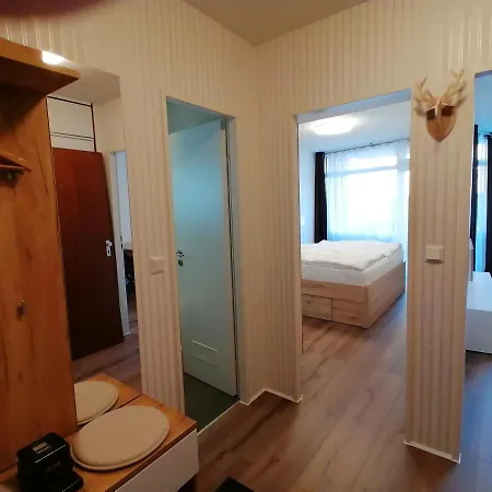 Am Mit Balkon & Pool Apartamento *