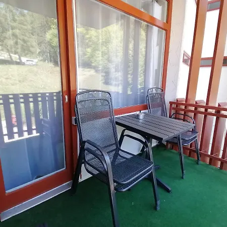 Apartamento Am Mit Balkon & Pool *