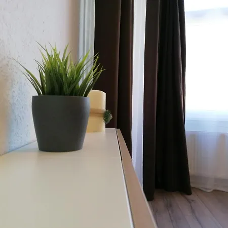 Am Mit Balkon & Pool